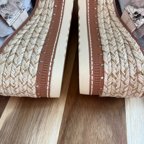 **SOLD****Vince Camuto Platform Wedge Sandals - Marsa 7M Namibia Snake - Picture 10 of 12